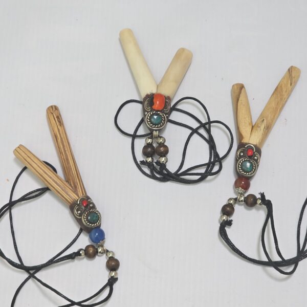 Kurepi Collar Cuarzo y Semilla de Guayruru